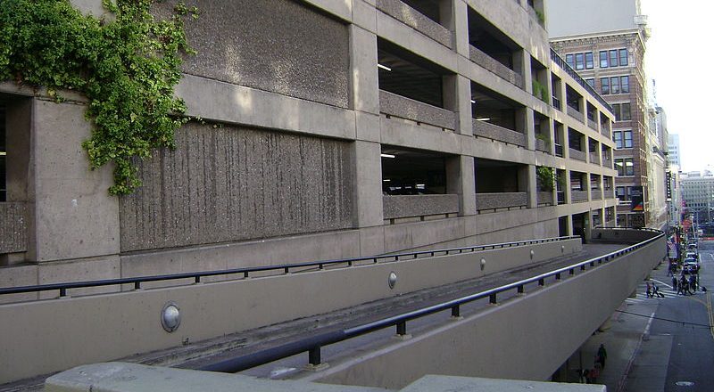 800px-Sutter_Stockton_Garage_Exit_Lane - Transfers Magazine